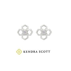 NEW Kendra Scott Rue Stud Earrings In Silver